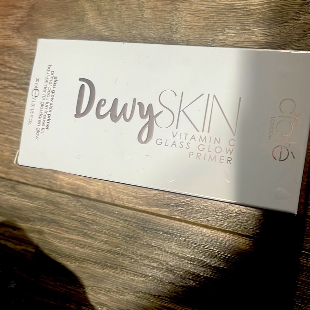 Dewy Skin vitamin c glass glow primer